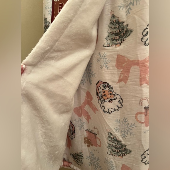 Printed Christmas Gauze Throw Blanket – Soft Plush Lined – 50x70 – NEW - Picture 5 of 8